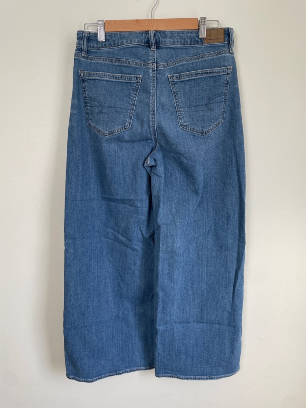 American Eagle Outfitters Super High Rise Baggy Wide Leg Jeans - Medium Blue - Picture 2 of 5